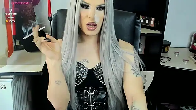 EvelynLexy online show from May 7, 10:42 am