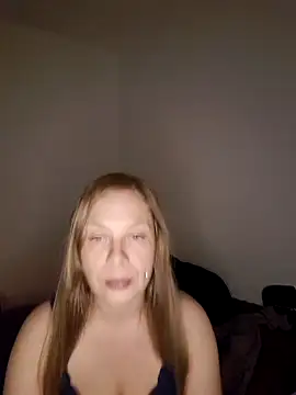 katiestevens online show from September 25, 9:07 pm