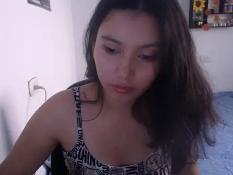 HannaKlein online show from January 13, 1:49 pm