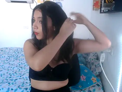 HannaKlein online show from September 23, 1:03 pm