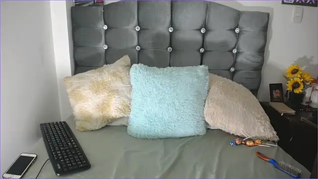 paytonbailey online show from March 18, 2:25 am