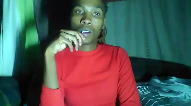 hoittytoittyxx online show from January 31, 6:47 pm