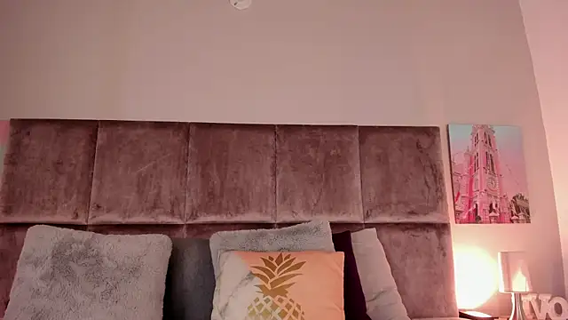 Salomesimos1 online show from March 2, 12:09 am