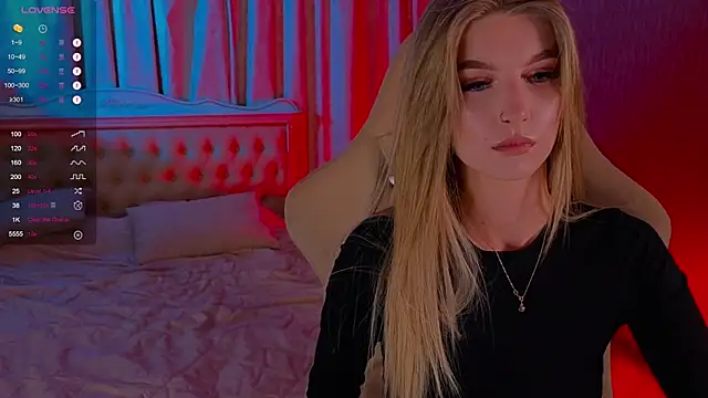 Snapshot of Saillise chatting on December 8, 11:57 am Saillise online show from December 8, 11:57 am