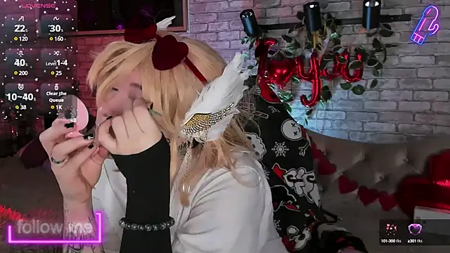 Snapshot of Alex_Howell chatting on February 10, 8:53 pm Alex Howell online show from February 10, 8:53 pm