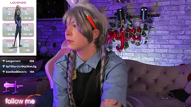 Snapshot of Alex_Howell chatting on March 15, 12:36 am Alex Howell online show from March 15, 12:36 am