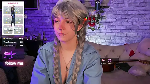 Snapshot of Alex_Howell chatting on March 15, 3:40 am Alex Howell online show from March 15, 3:40 am