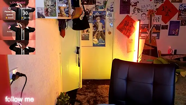 Snapshot of Alex_Howell chatting on November 18, 8:24 pm Alex Howell online show from November 18, 8:24 pm