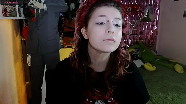 Snapshot of Alex_Howell chatting on February 13, 9:33 pm Alex Howell online show from February 13, 9:33 pm