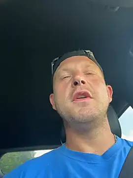 Mcpussypounder211 online show from July 9, 8:57 pm
