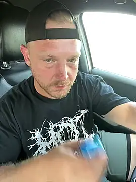 Mcpussypounder211 online show from July 24, 8:40 pm