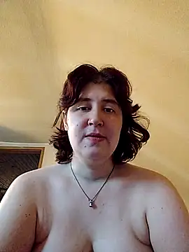 Snapshot of SexyLucie2024 chatting on October 10, 7:51 am SexyLucie2024 online show from October 10, 7:51 am