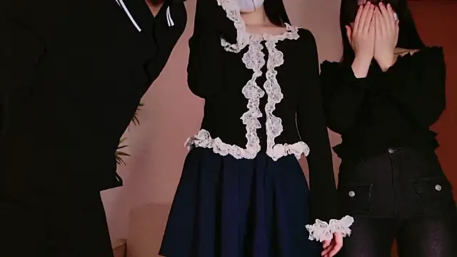 Snapshot of JP-MINT_oO_investigation_ chatting on November 8, 6:24 am JP-MINT oO investigation online show from November 8, 6:24 am