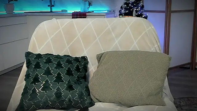 Devilina V online show from December 9, 6:12 am