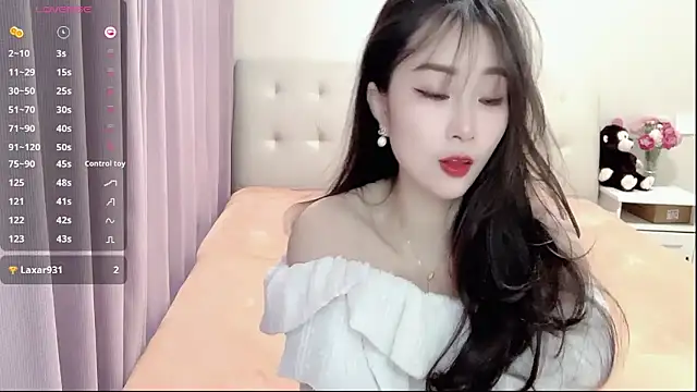 aisha123123 online show from January 31, 2:15 am