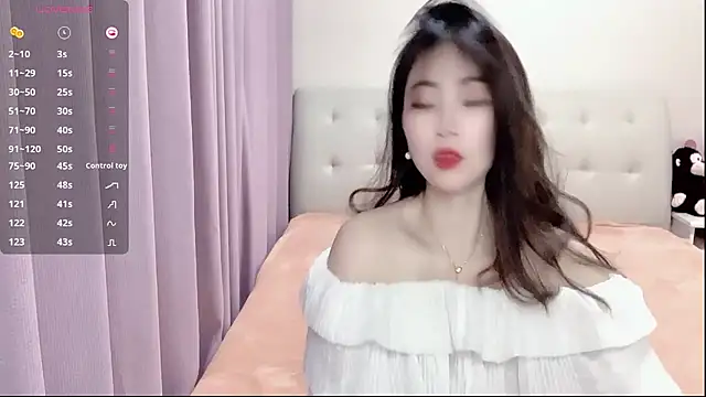 aisha123123 online show from February 3, 2:02 pm