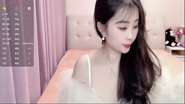 aisha123123 online show from February 4, 1:48 pm