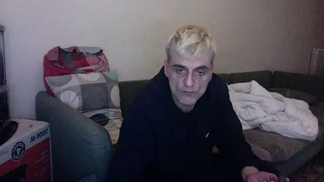 Snapshot of skossa777 chatting on February 7, 9:51 pm skossa777 online show from February 7, 9:51 pm