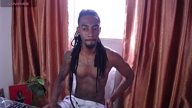 Snapshot of Malkon_Big chatting on April 7, 1:33 pm Malkon Big online show from April 7, 1:33 pm