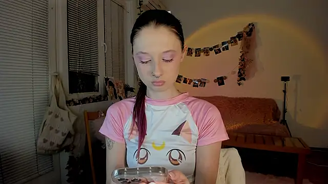 Jenny darling love online show from January 3, 7:07 pm