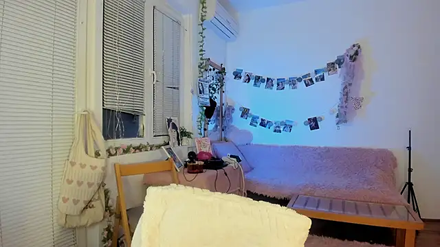 Jenny darling love online show from January 13, 6:59 pm