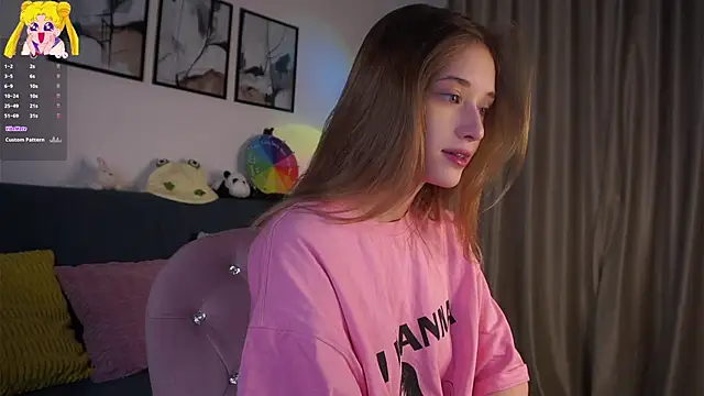 EdlinHargus online show from February 20, 1:35 am