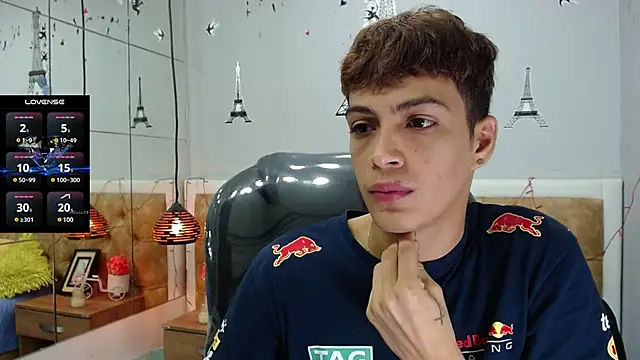 SkinnyBoy  online show from March 22, 12:14 pm