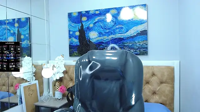 SkinnyBoy  online show from September 21, 1:02 pm