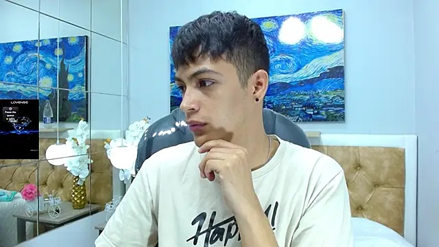 SkinnyBoy  online show from October 17, 12:30 pm