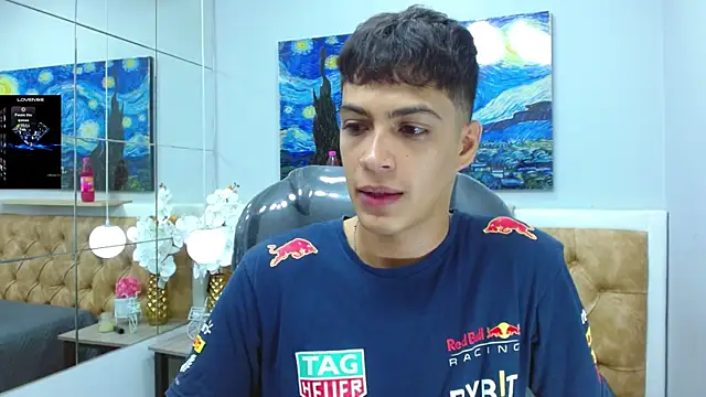 SkinnyBoy  online show from November 1, 7:16 pm