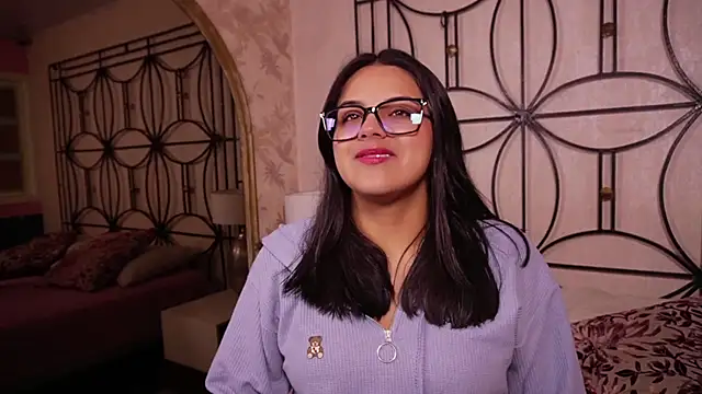 Sophia wilsonn  online show from February 12, 10:32 am