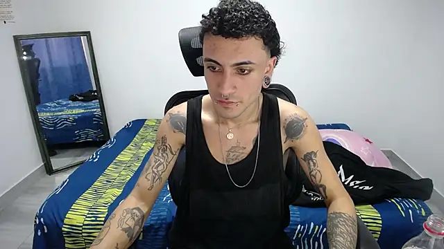 present the magic online show from November 21, 8:40 pm