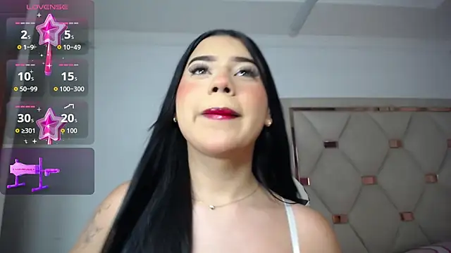 Ashley piinkk  online show from May 19, 4:30 am