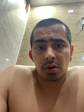 Snapshot of shivani0999 chatting on February 16, 11:06 am shivani0999 online show from February 16, 11:06 am