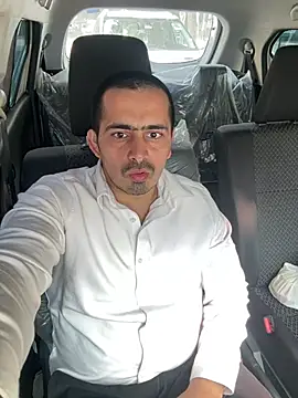 Snapshot of shivani0999 chatting on February 20, 10:05 am shivani0999 online show from February 20, 10:05 am