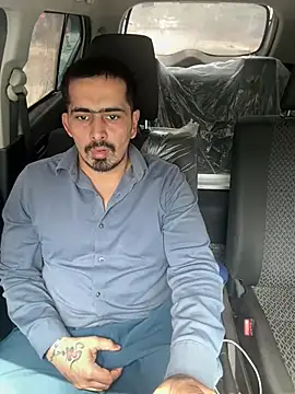 Snapshot of shivani0999 chatting on April 8, 7:08 am shivani0999 online show from April 8, 7:08 am