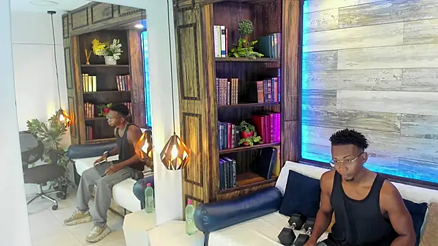 Snapshot of JamalMyst chatting on January 14, 2:19 am JamalMyst online show from January 14, 2:19 am