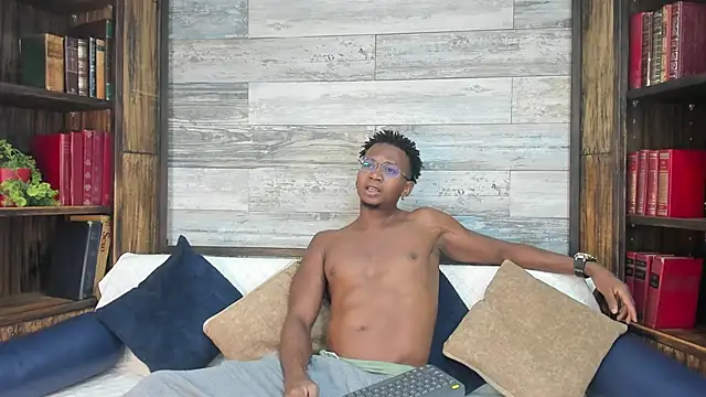 Snapshot of JamalMyst chatting on January 17, 3:23 am JamalMyst online show from January 17, 3:23 am