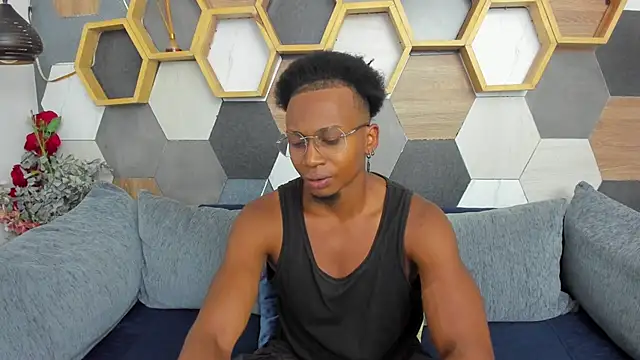 Snapshot of JamalMyst chatting on March 21, 3:33 am JamalMyst online show from March 21, 3:33 am