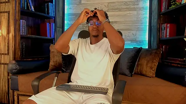 Snapshot of JamalMyst chatting on September 17, 3:30 am JamalMyst online show from September 17, 3:30 am