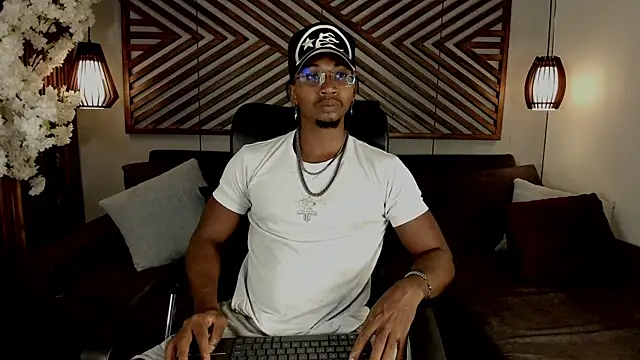 JamalMyst online show from May 20, 8:37 pm