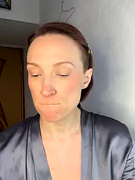 UmaTruewoman online show from November 15, 6:00 am