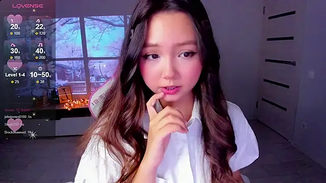 Fluffy Rose online show from December 2, 6:41 am