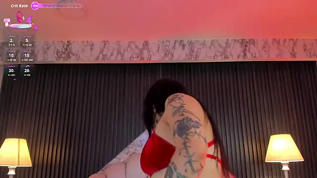 Snapshot of MeganDraco_ chatting on September 19, 12:17 pm MeganDraco online show from September 19, 12:17 pm