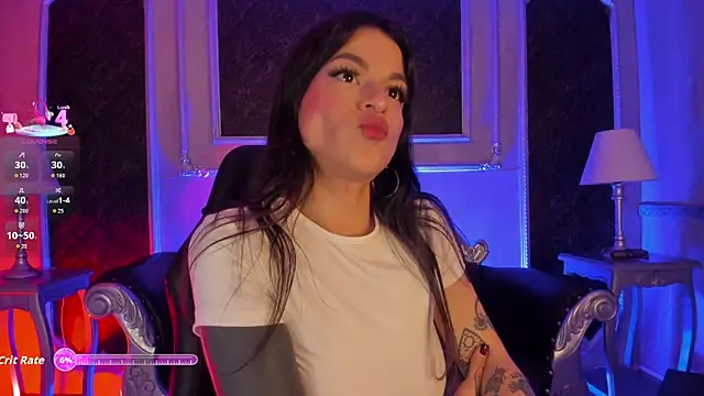 Snapshot of MeganDraco_ chatting on April 21, 1:06 pm MeganDraco online show from April 21, 1:06 pm