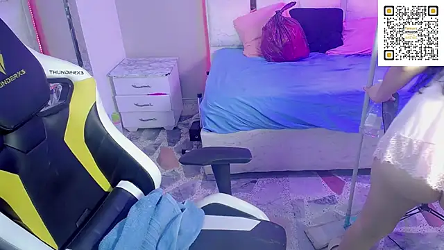 Tamaraa wet online show from January 17, 3:45 am