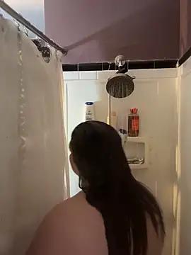 Snapshot of Vanilla-Cakebaum chatting on January 10, 3:52 am Vanilla-Cakebaum online show from January 10, 3:52 am