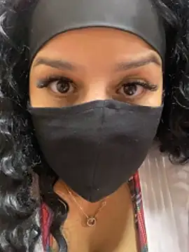 mari layali online show from November 11, 9:15 pm