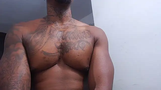 Snapshot of jhon_tomson1 chatting on November 1, 9:06 pm jhon tomson1 online show from November 1, 9:06 pm