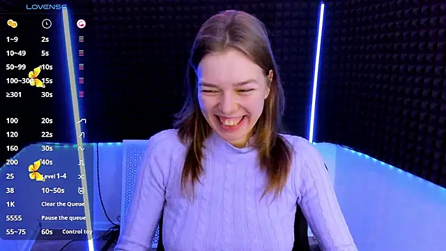 Tina Tayllor online show from January 21, 6:55 pm